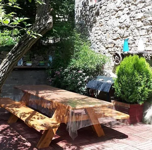 Alojamento de Acomodação e Pequeno-almoço La Forge 3*